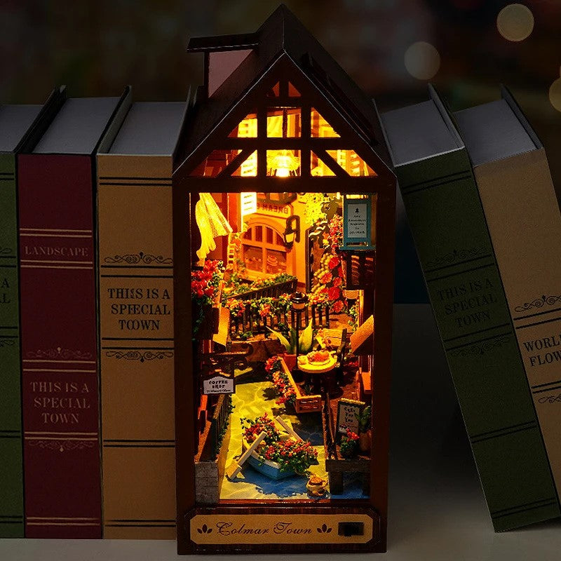 Maison de poupée en bois - LumiLivre™ - Club des Enfants