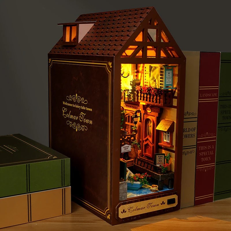 Maison de poupée en bois - LumiLivre™ - Club des Enfants