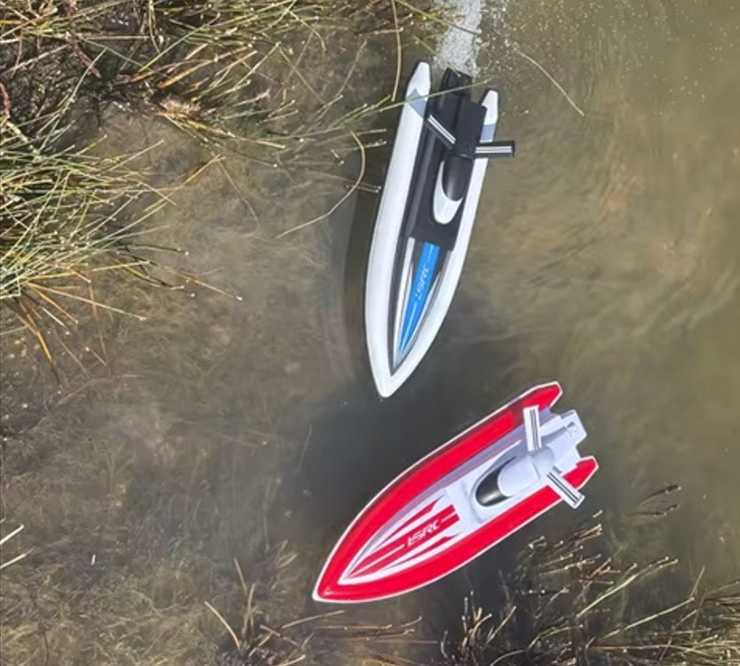 bateau télécommandé - AquaForce™ - Club Des Enfants